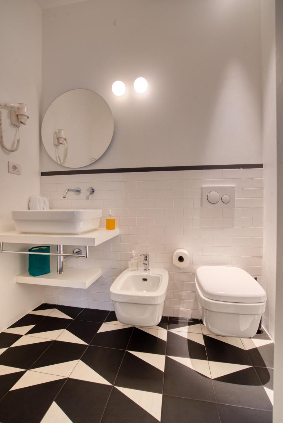 Dimora Claudia - Elegante Matrimoniale Con Bagno, Private Rooms, Self Check In, No Reception Milano Esterno foto